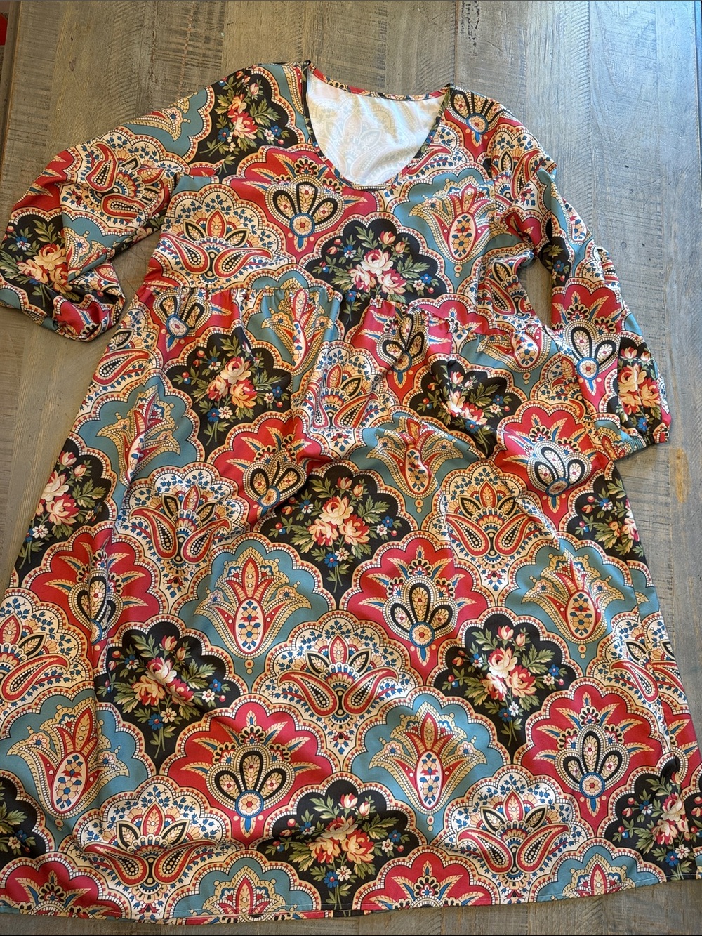 Paisley Floral Empire-Waist Casual Dress in Red & Blue